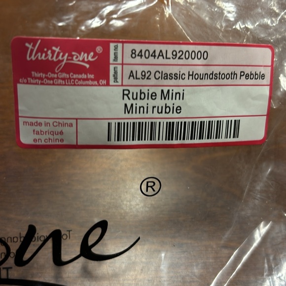 Thirty one Ruby Mini - Picture 2 of 3